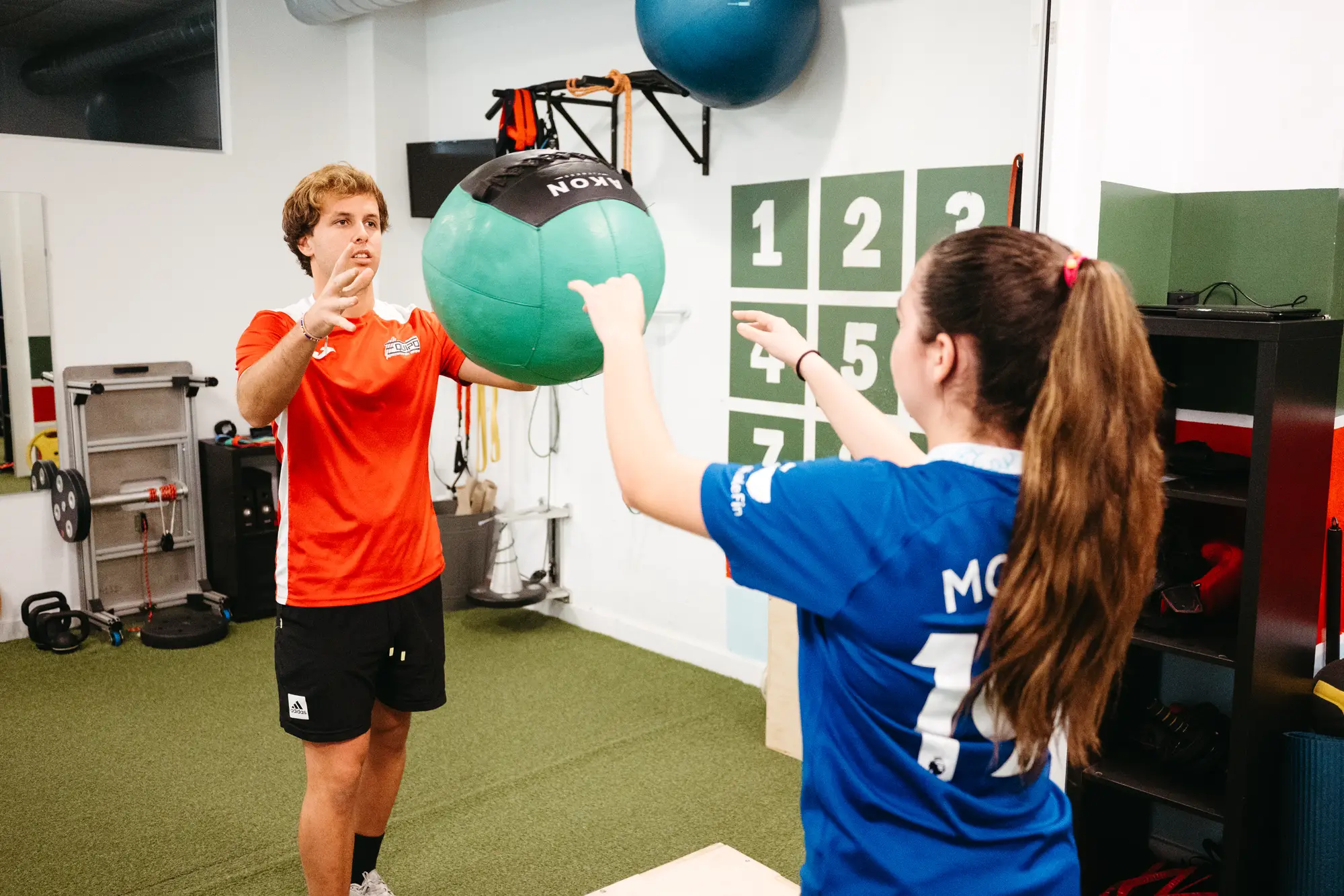 _Santi y Blanca gimnasio
